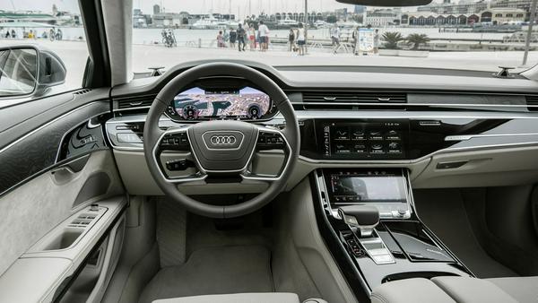 Der wahre Design-Sprung fand im Cockpit statt