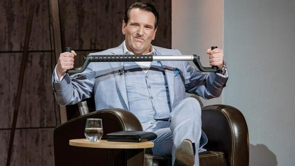 Ralf Dümmel legt bei "SYWOS" selbst Hand an - den Zuschlag bekommt er aber nicht