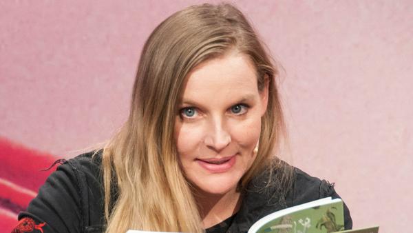 Judith Holofernes muss sich nun erst einmal auskurieren