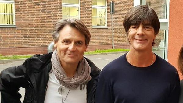 Wolfgang Bahro alias Joachim "Jo" Gerner mit Joachim "Jogi" Löw