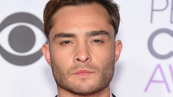 Eine Schauspielkollegin erhebt schwere Vorwürfe gegen Ed Westwick