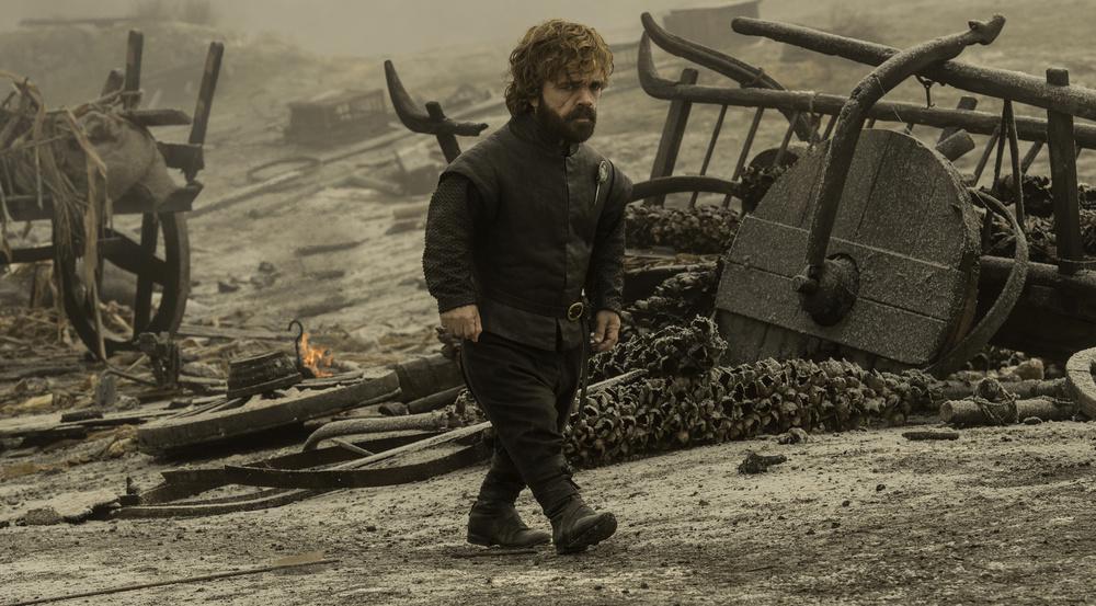 Tyrion (Peter Dinklage) auf dem verbrannten Schlachtfeld