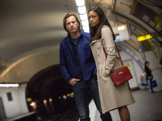 Ewan McGregor und Naomie Harris in