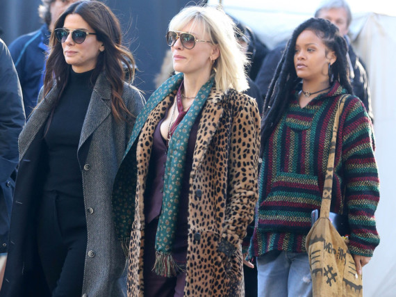 Sandra Bullock (v.l.), Cate Blanchett und Rihanna bei den Dreharbeiten zu