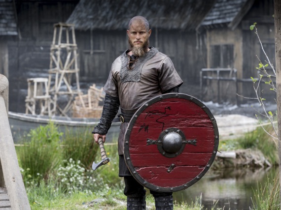 Travis Fimmel spielt in
