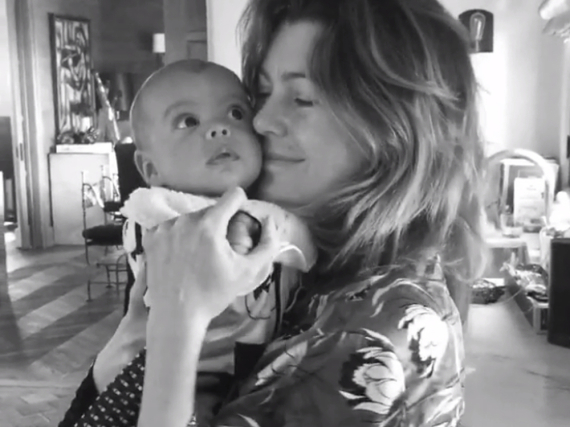 Deutsche Mama bumst ihren Neffen und ist extrem Notgeil Deutsche Mama bumst ihren Neffen und ist extrem Notgeil